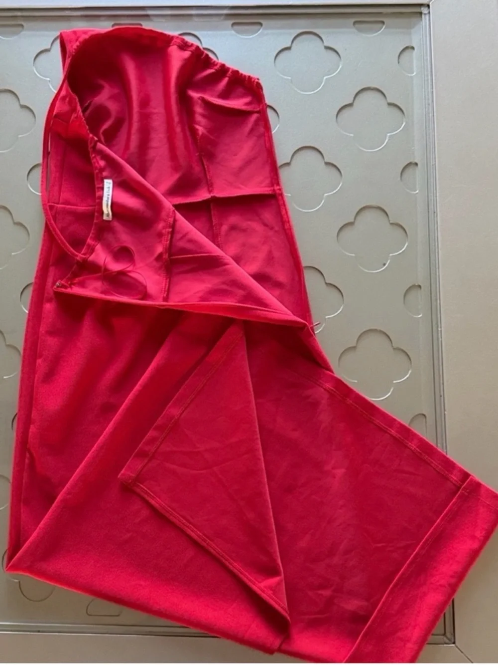 ABERCROMBIE & FITCH Red Maxi Dress Women’s size Small